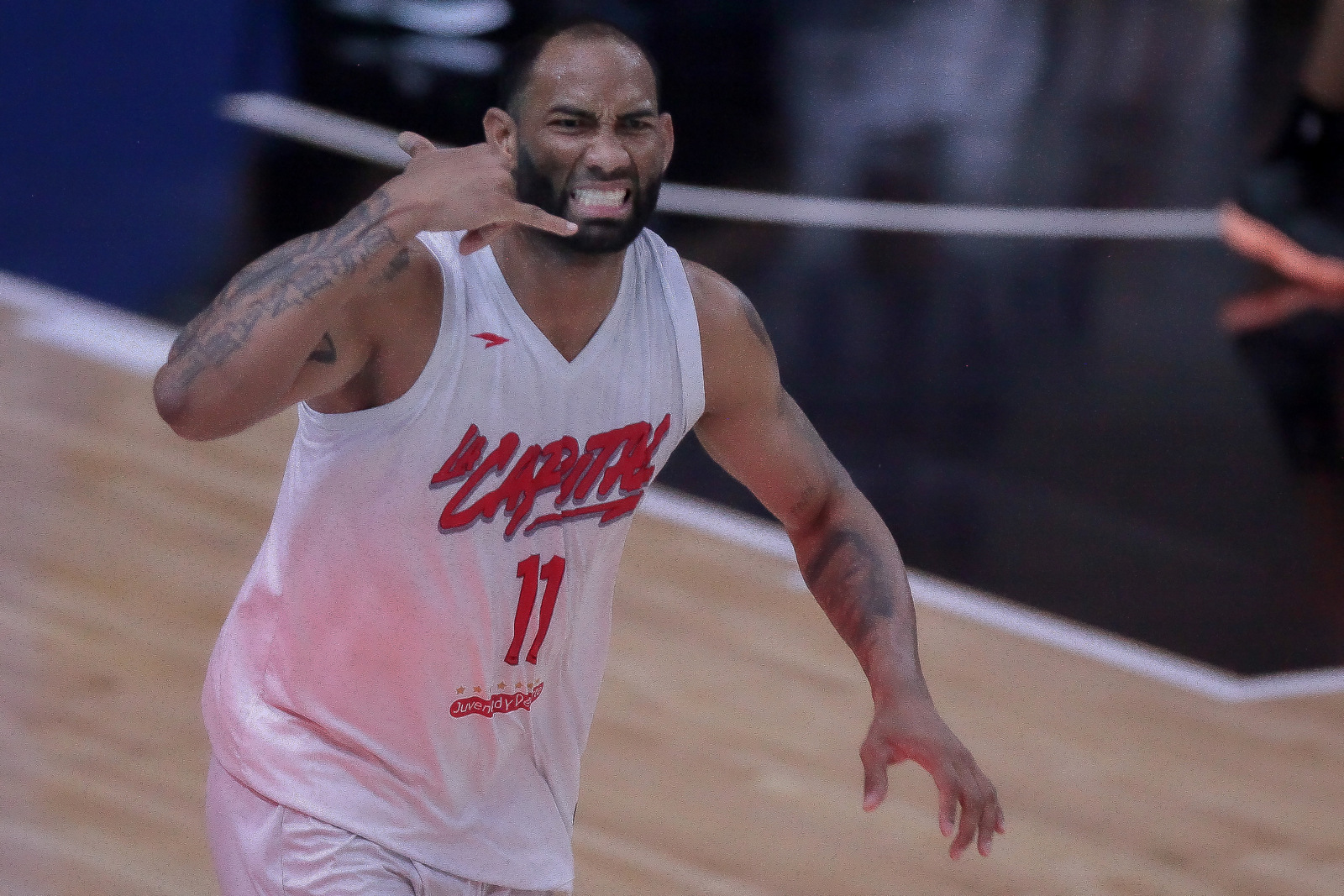 "Tsunami" Luis Bethelmy Cocodrilos Caracas