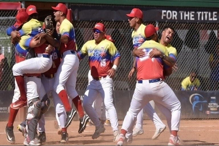 Venezuela se corona como campeón en el Mundial de Sóftbol Masculino ...