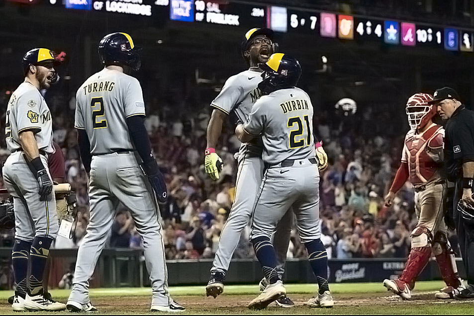 Andruw Monasterio Cerveceros Milwaukee MLB