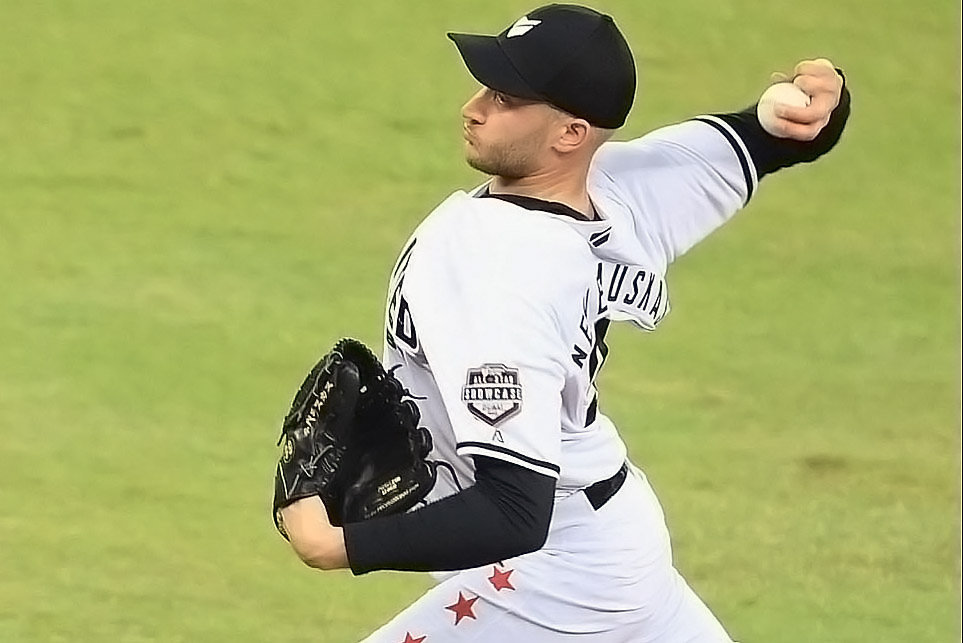 Dovydas Neverauskas Águilas Zulia LVBP