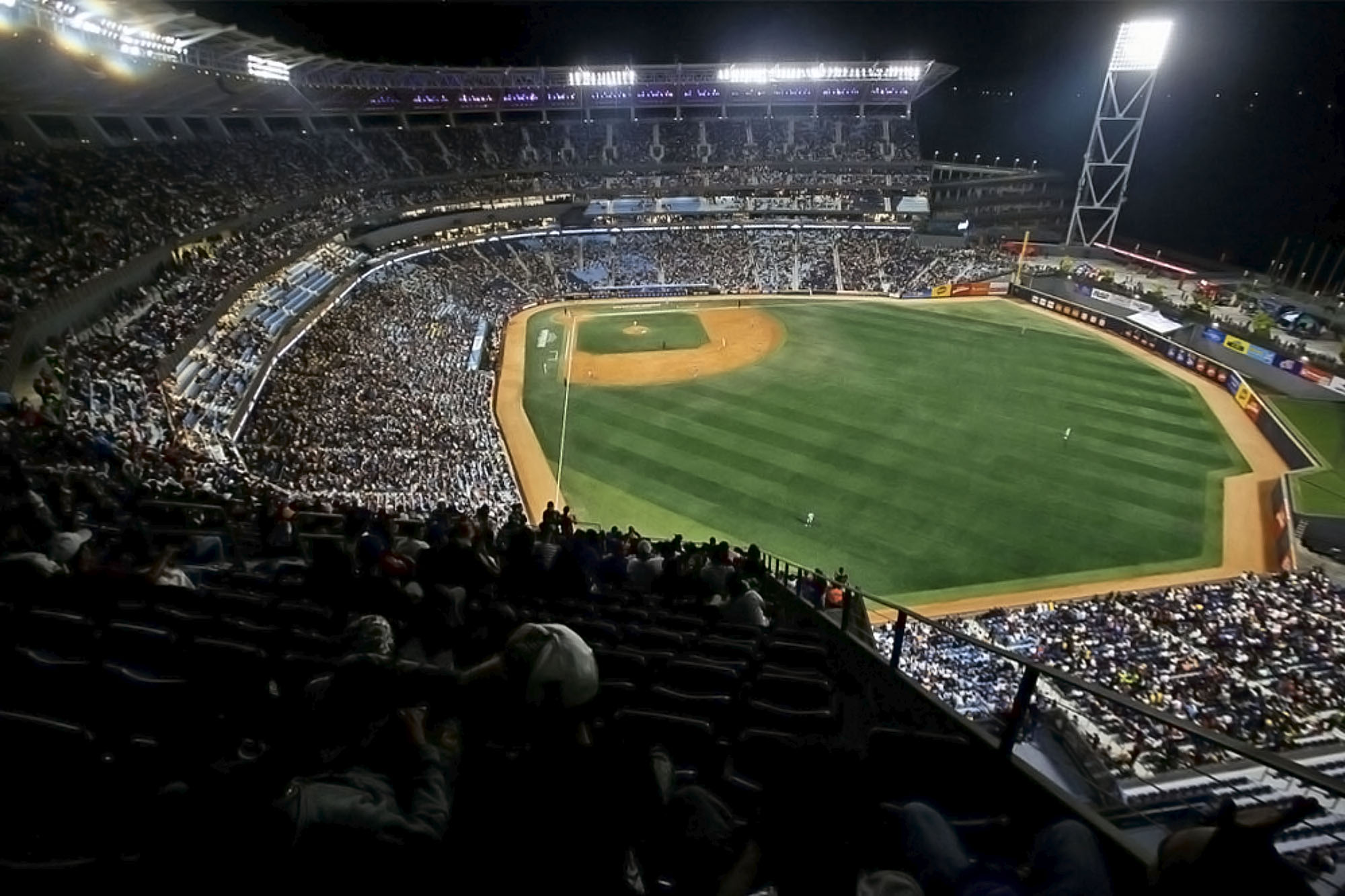 Estadio Monumental Simón Bolívar | Foto: Alejandro van Schermbeek