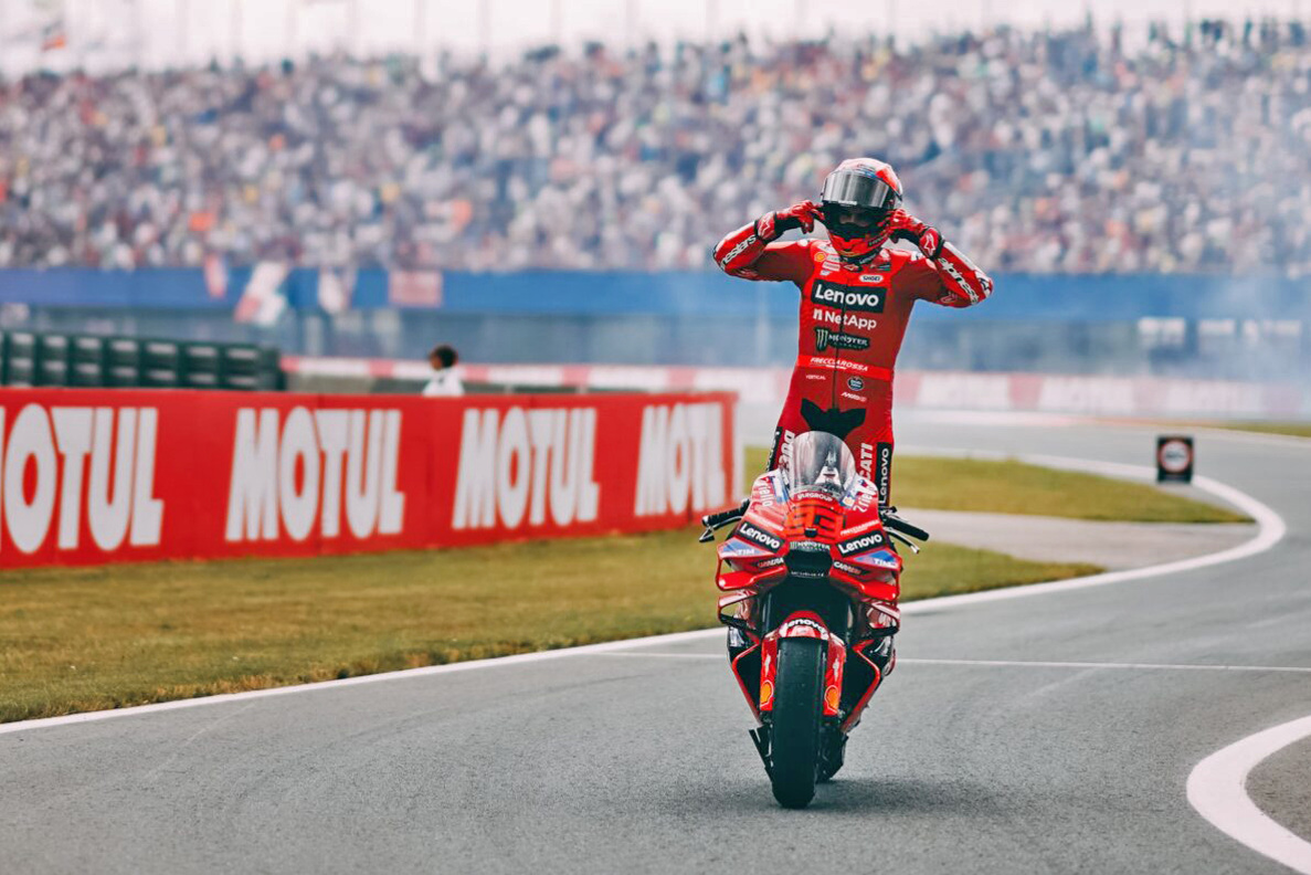 Marc Márquez (Ducati Lenovo Team) firmó un triunfo histórico en el Red Bull Ring