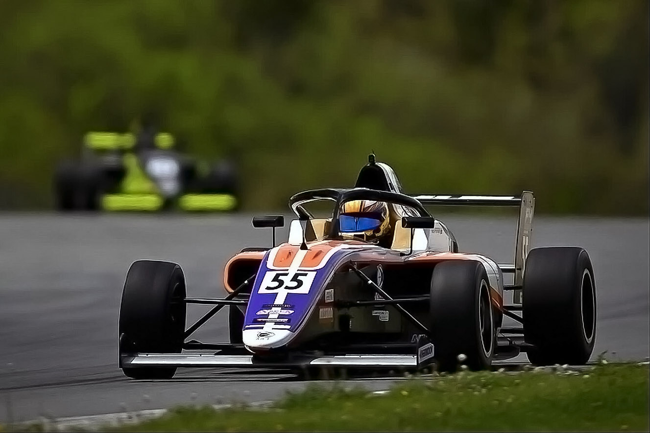 Alex Popow Jr F4
