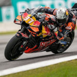 Pedro Acosta encabezó una caótica sesión de práctica del Gran Premio de Malasia de MotoGP