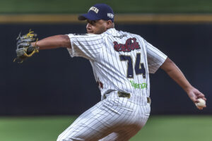 Yoimer Camacho “Estoy muy contento de estar de vuelta con los Leones