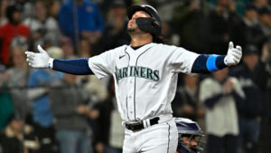 Eugenio Suárez conecta grand slam para poner arriba a los Marineros