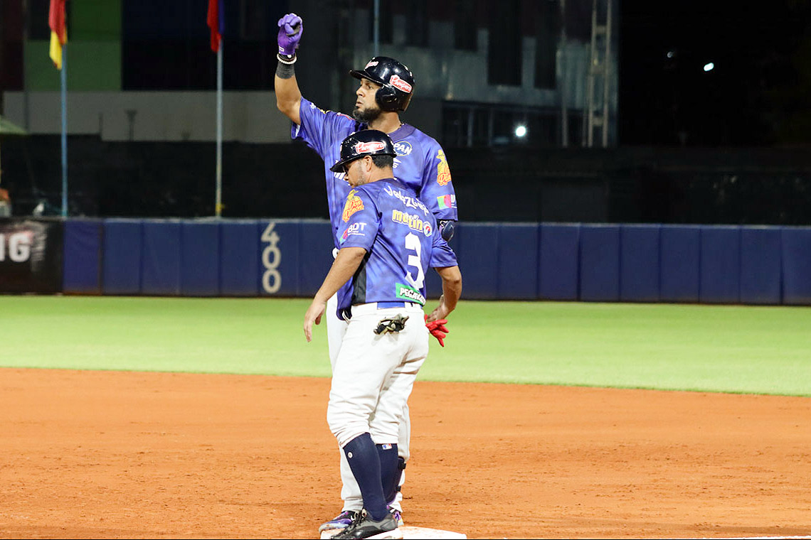 José "Cafecito" Martínez Tigres Aragua LVBP