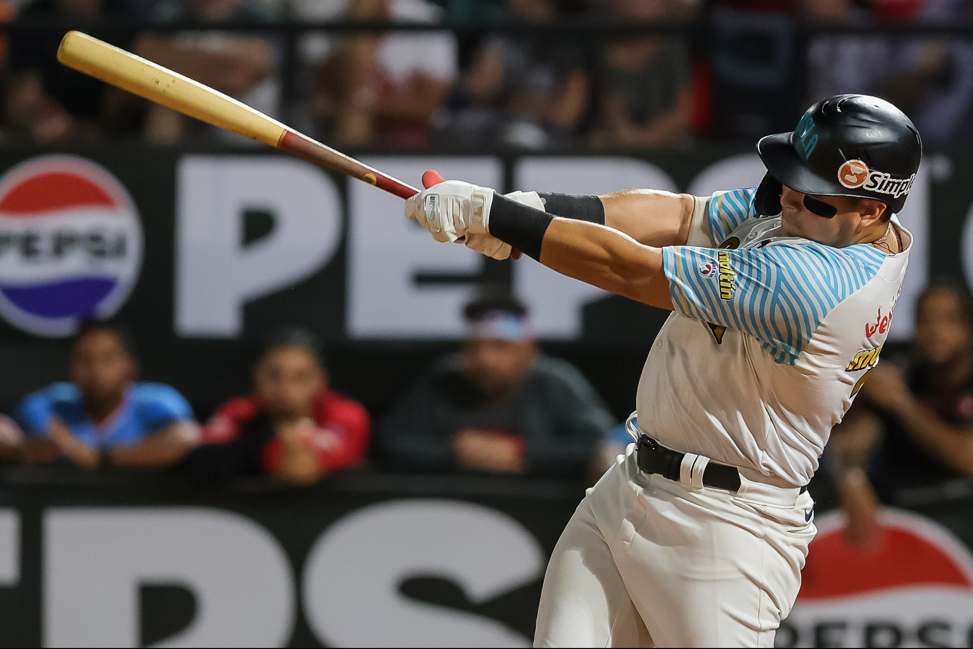 Ramón Flores Bravos de Margarita LVBP