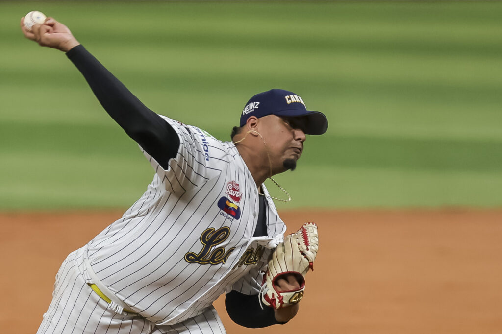 Carlos Hernández Leones del Caracas LVBP