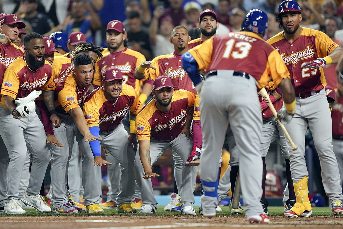 Salvador Pérez Venezuela