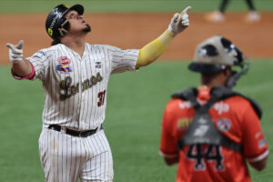 Aldrem Corredor Leones del Caracas LVBP