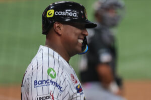 Salvador Pérez Leones del Caracas LVBP