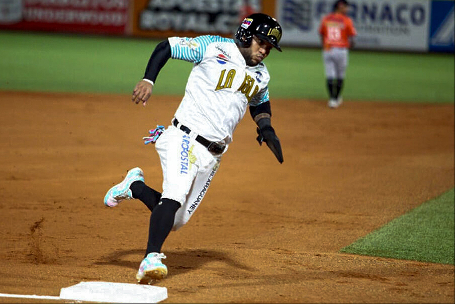 Alexi Amarista Bravos de Margarita LVBP