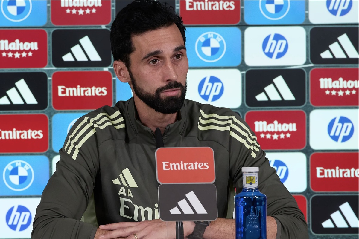 “No me preocupan mucho las críticas. Solo me preocupa el partido de mañana, hacer un gran partido, conseguir los tres puntos y que los jugadores tengan un gran rendimiento individual”.