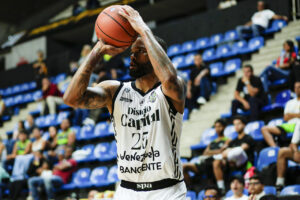 Adonys Henriquez Spartans Distrito Capital