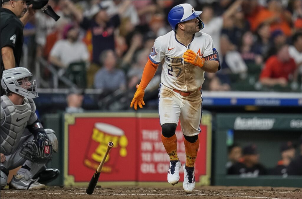 José Altuve volvió a recordar por qué sigue siendo el corazón competitivo de los Houston Astros.