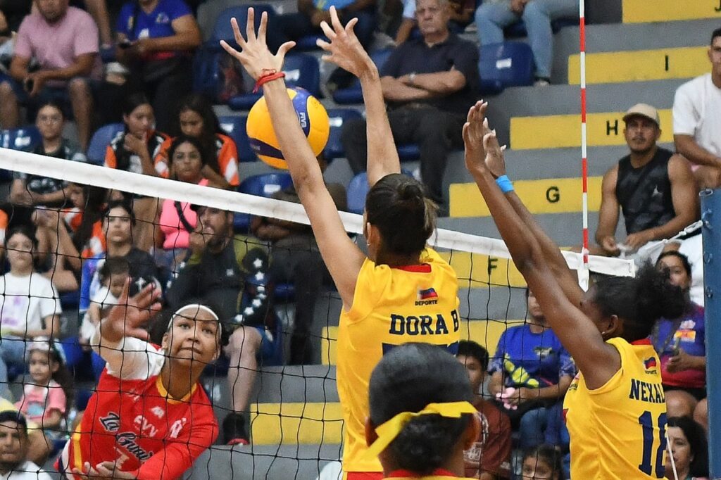 Aragua VC dio un vuelco total en voleibol