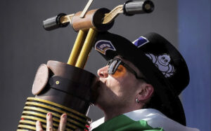 Bezzecchi impone su ley en Austin y se consolida como líder