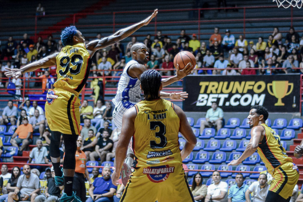 Gaiteros del Zulia Trotamundos