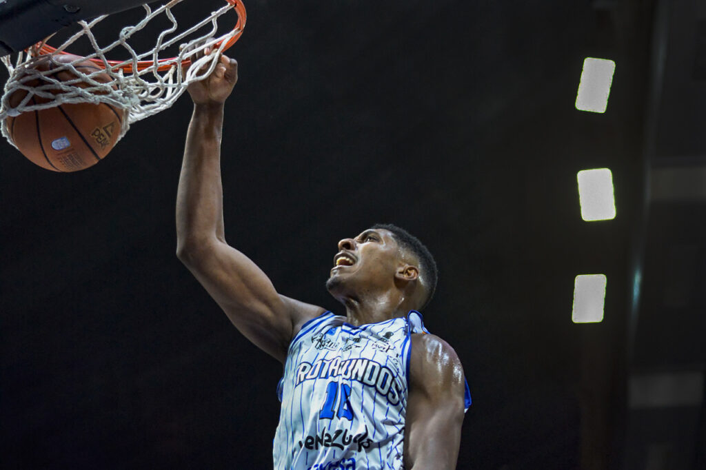 Eric Romero Trotamundos Carabobo SPB