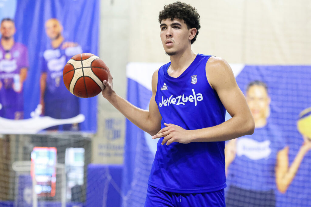 Jesús Centeno Venezuela Clasificatorios a la Copa del Mundo FIBA 2027