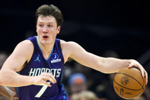 Kon Kneuppel Charlotte Hornets NBA