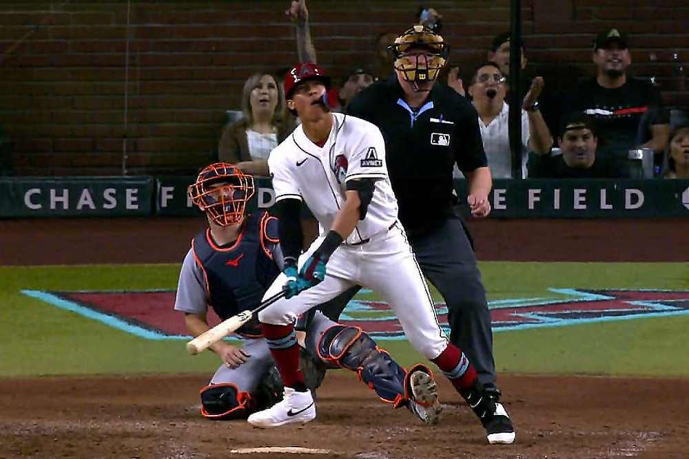 José Fernández se va de 4-3 con dos jonrones y cuatro carreras empujadas en un gran debut en las Grandes Ligas con los D-backs