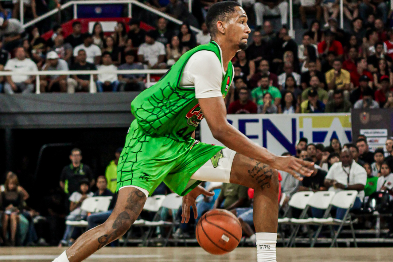 Luis Montero Cocodrilos SPB