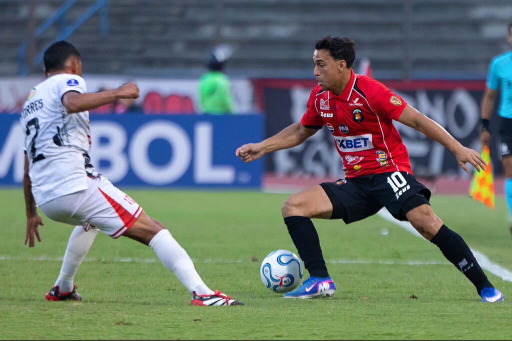 Michael Covea Caracas FC Conmebol
