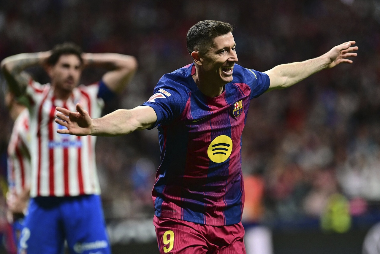Robert Lewandowski FC Barcelona