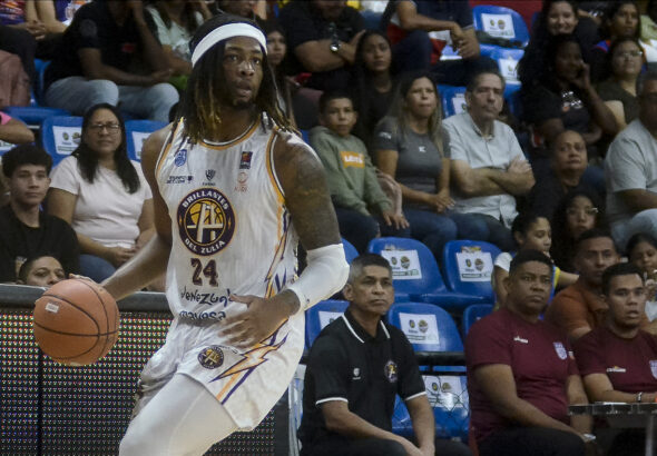 Davis VonCameron con 30 pts. Brillantes del Zulia