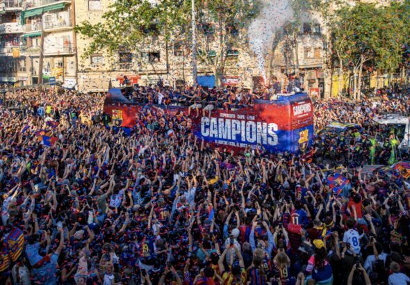 El desfile de los campeones, por las calles de Barcelona