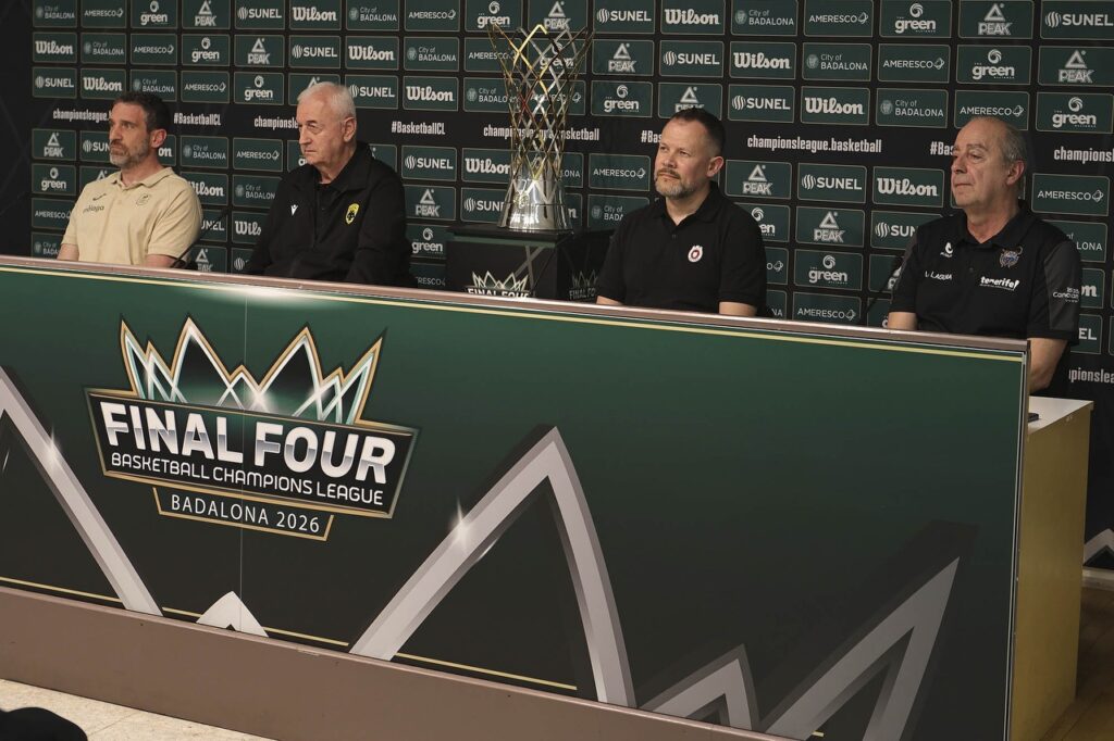 Ibon Navarro DT Unicaja, Dragan Sakota DT AEK, Giedrius Žibėnas DT Rytas Vilnius y Txus Vidorreta DT Tenerife
