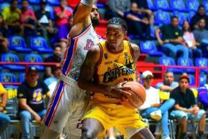 Nahziah Carter Gaiteros SPB