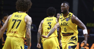 RaiQuan Gray y AEK