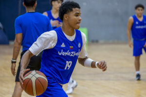 Chris Echezuría FVB Venezuela