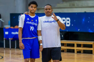 Chris Echezuría - seleccionador Alexis Ced FVB Venezuela