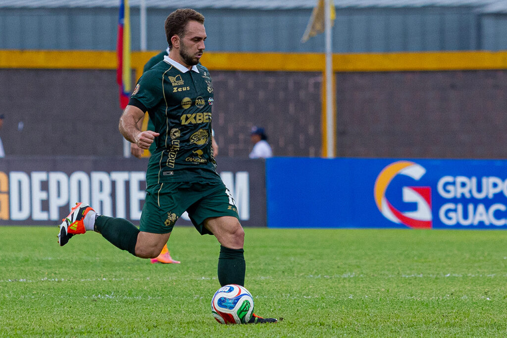 Christian Larotonda Caracas FC