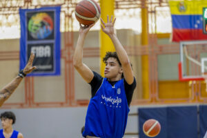 Jaasiel Piña FVB FIBA Venezuela