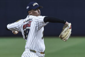  Steven Pérez Leones del Caracas